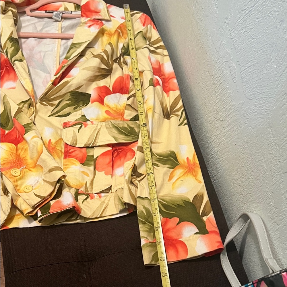 # 0829+ Caribbean Joe Multicolor Floral Blazer - Picture 6 of 10
